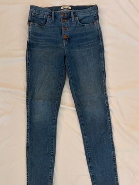 Madewell High-Rise Skinny Jeans in Medium Blue Wash